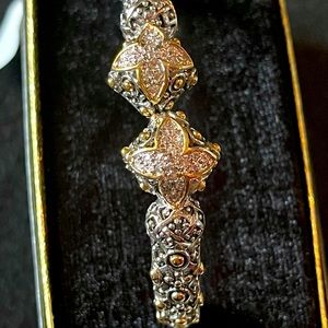 New Silver Plated Star Design Cz Encrusted Bangle